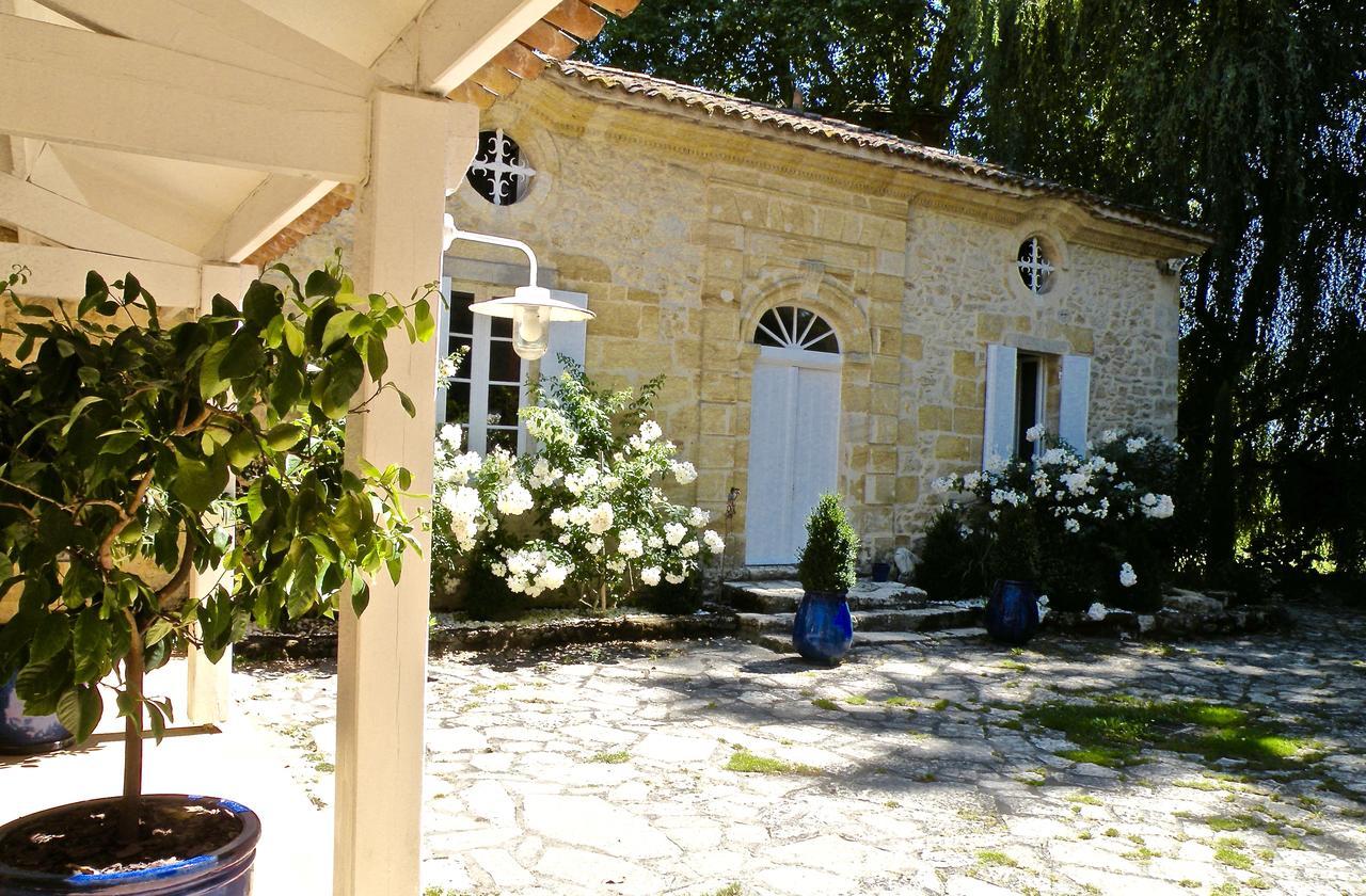 Moulin de Rioupassat Chambres d'Hôtes de Charme Rauzan Exterior foto